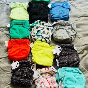 Colorful Reusable Cloth Diapers Set